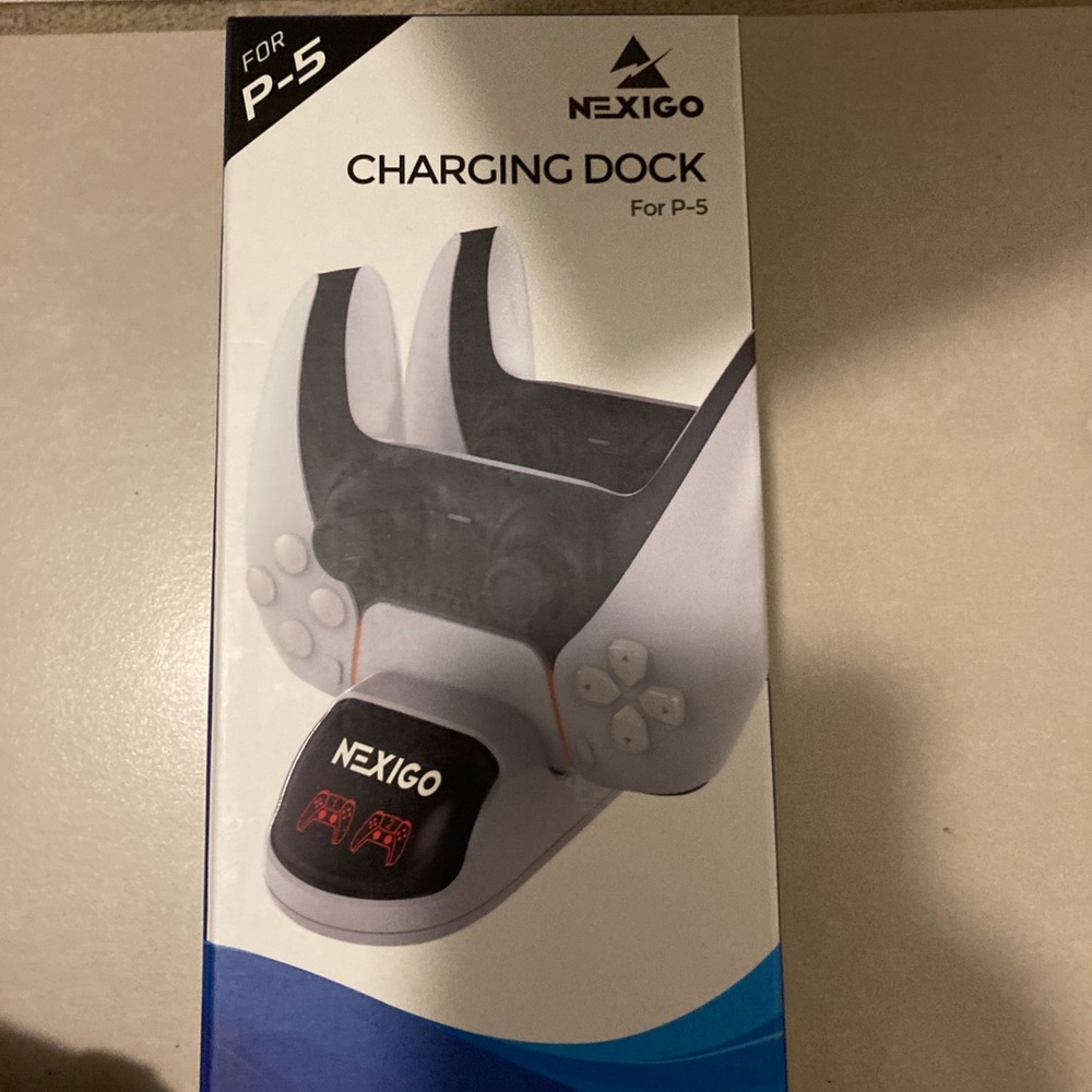 🆕 PS5 Charging Station Dock with LED Indicator